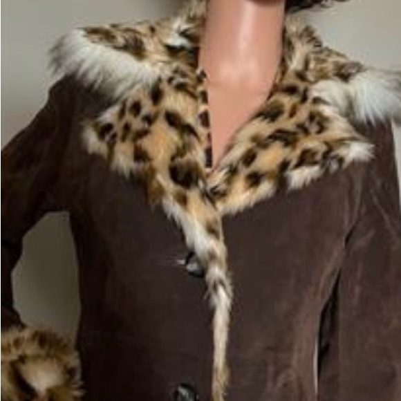 Guess Brown Leather Jacket with Animal Print Trim - Picture 11 of 12